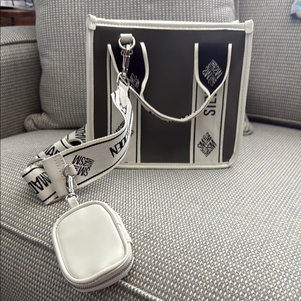 Steve Madden Gray and White Shoulder Bag